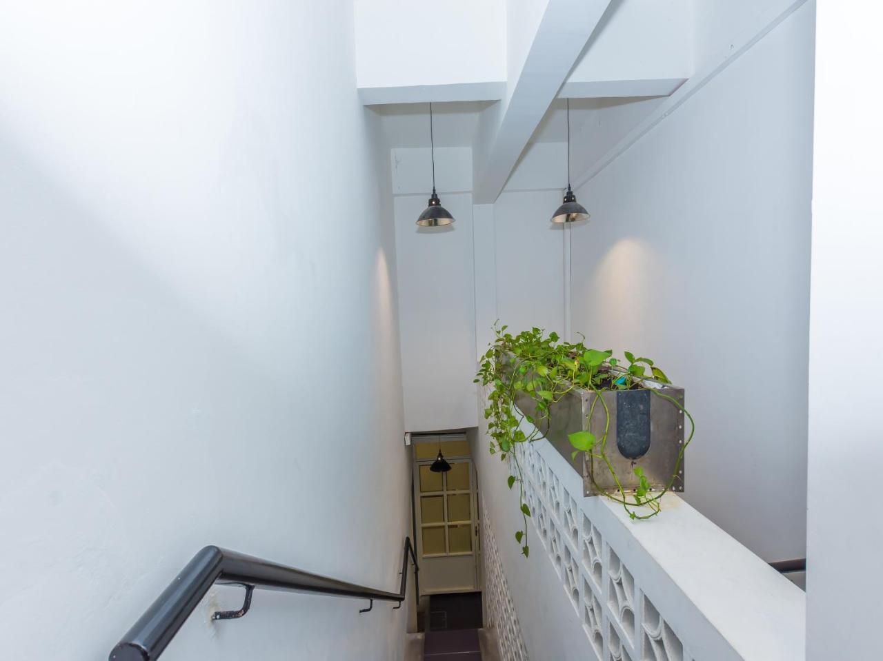 White Loft Hotel Malacca Exterior photo