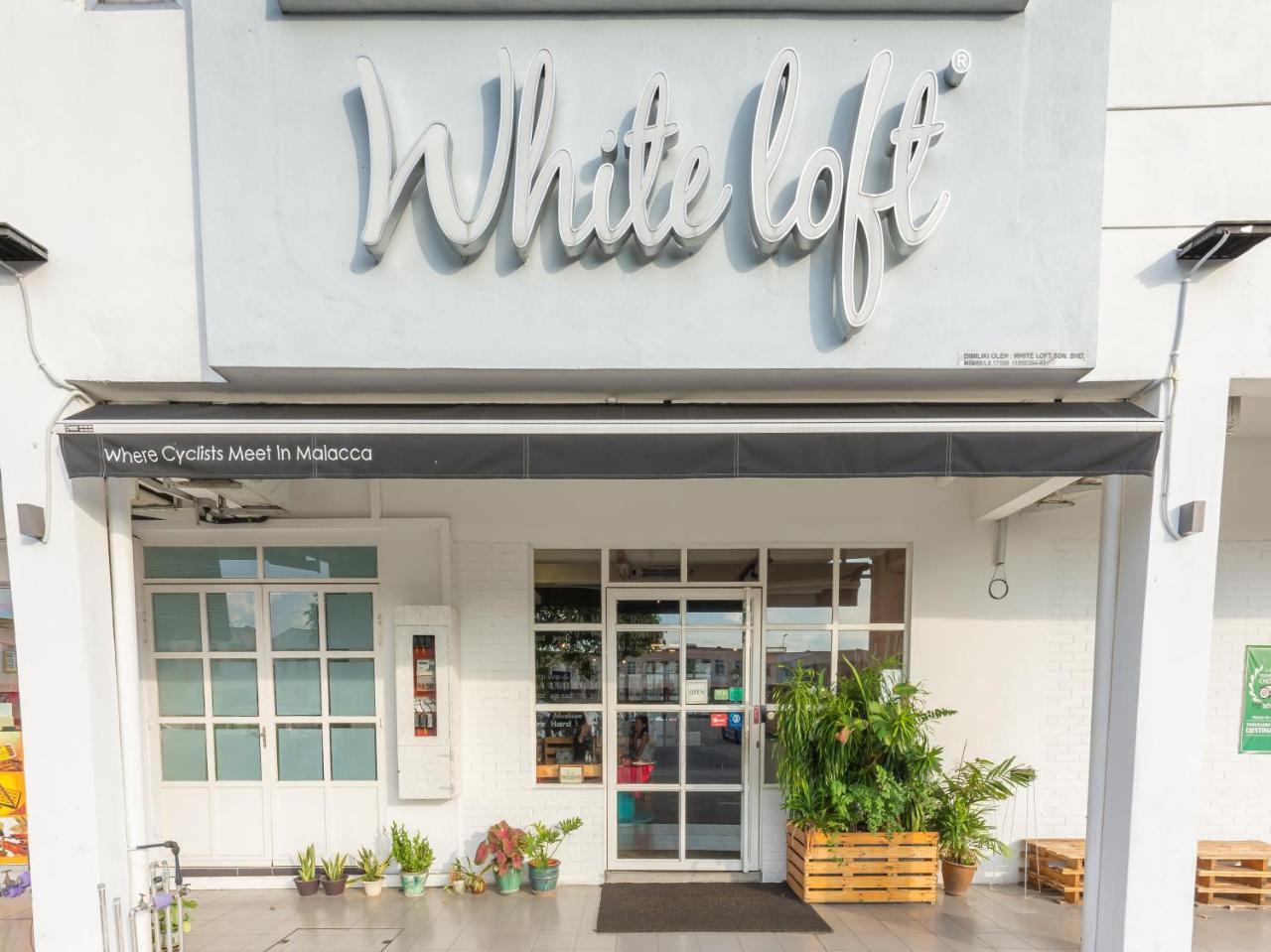 White Loft Hotel Malacca Exterior photo